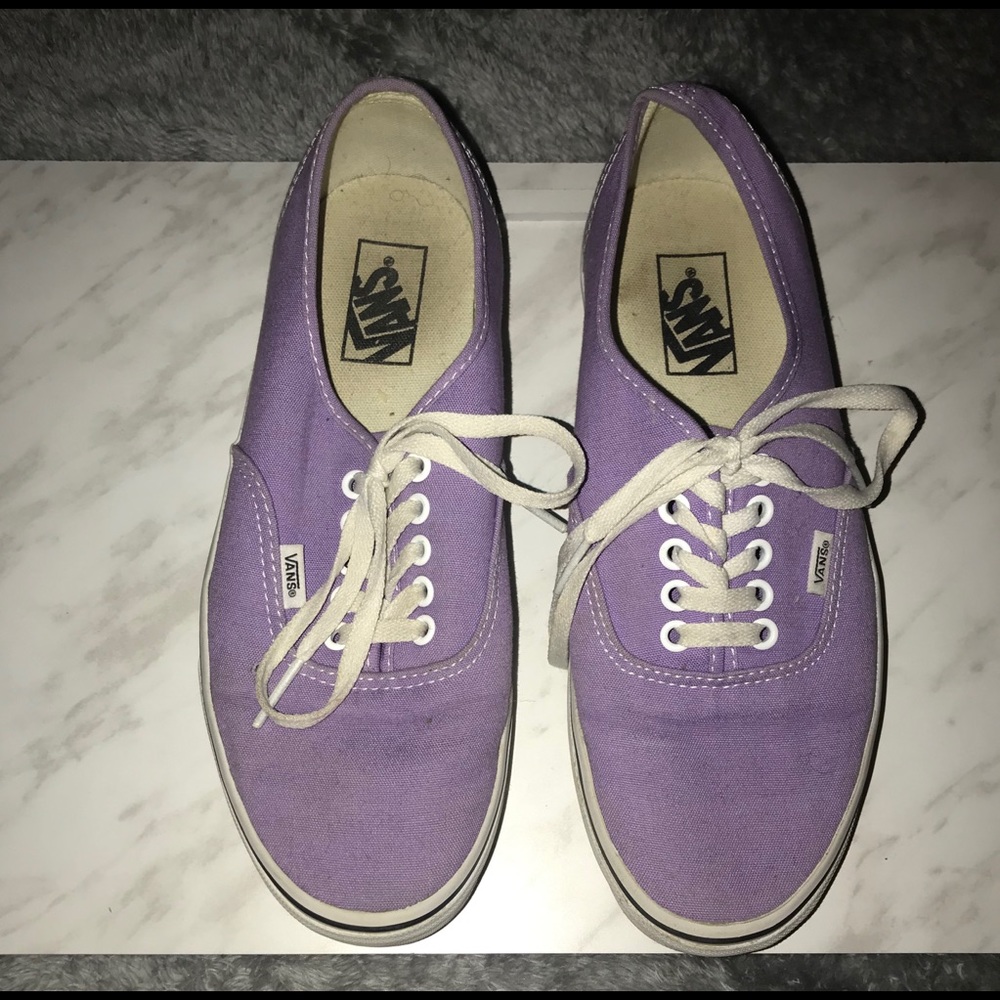 Women’s size US 10.5 vans !